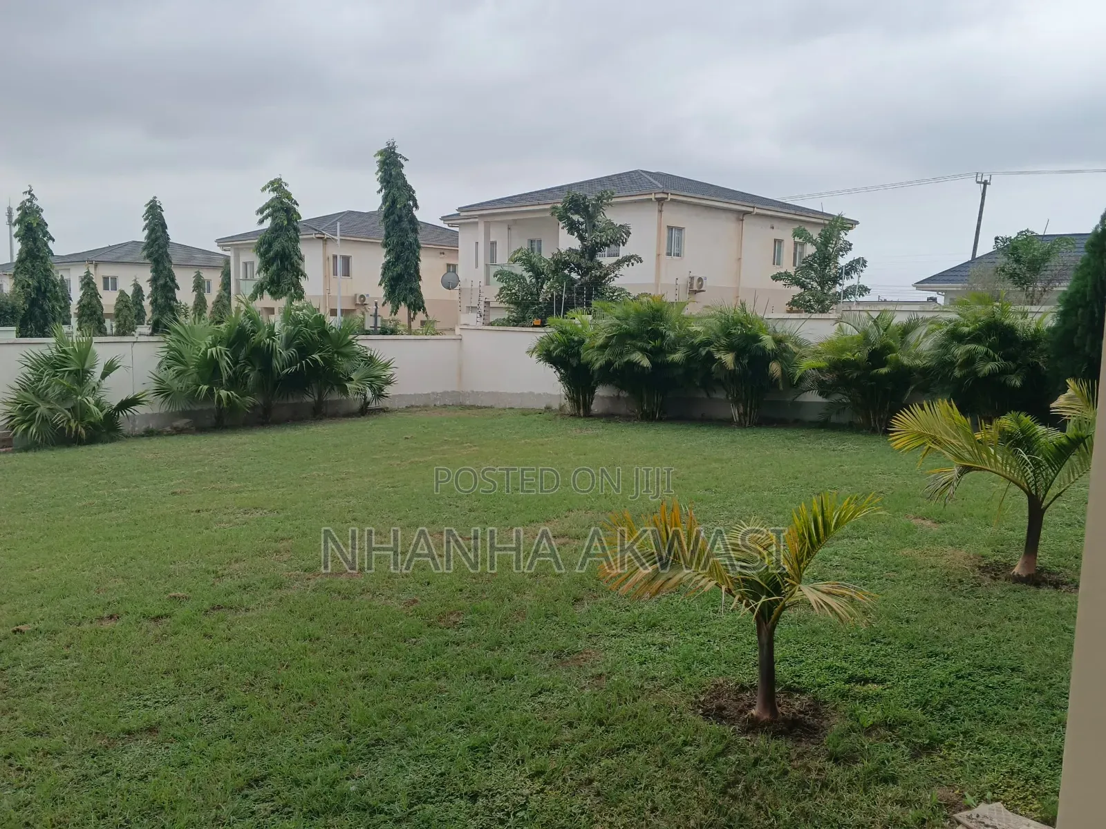 5bdrm House in Sakumono Ntac for rent