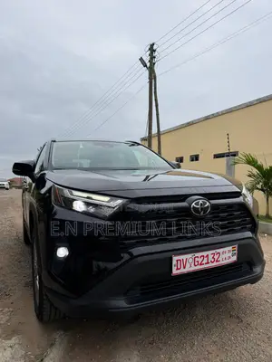 Toyota RAV4 XLE Premium AWD 2023 Black