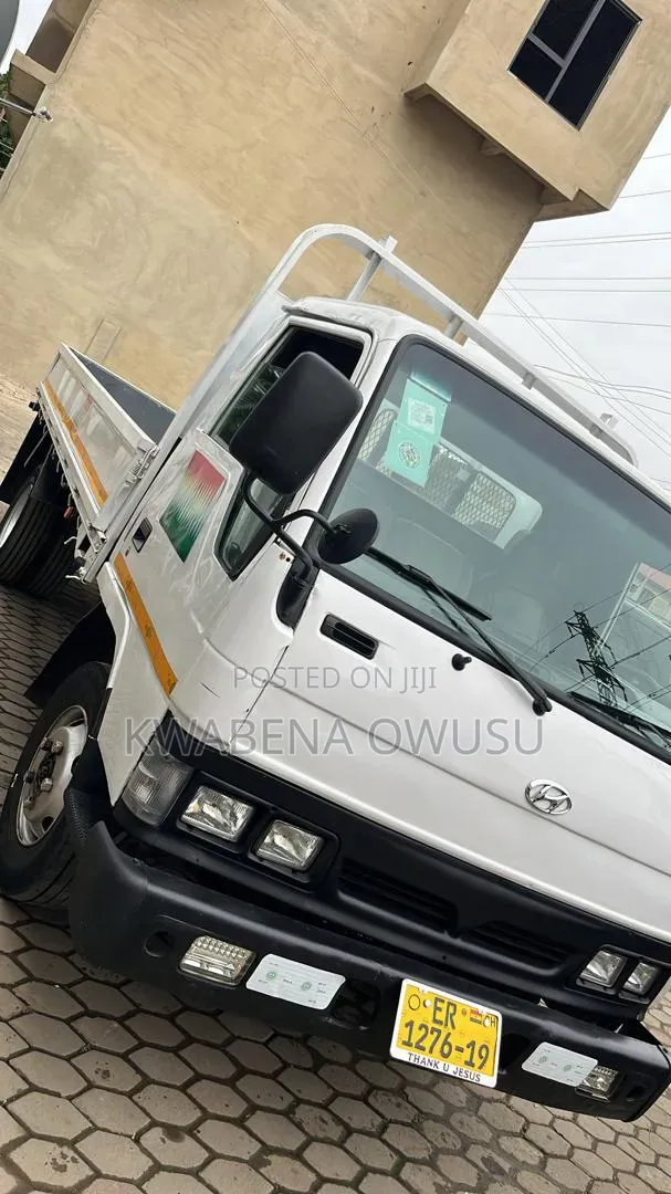 Hyundai Mighty 1