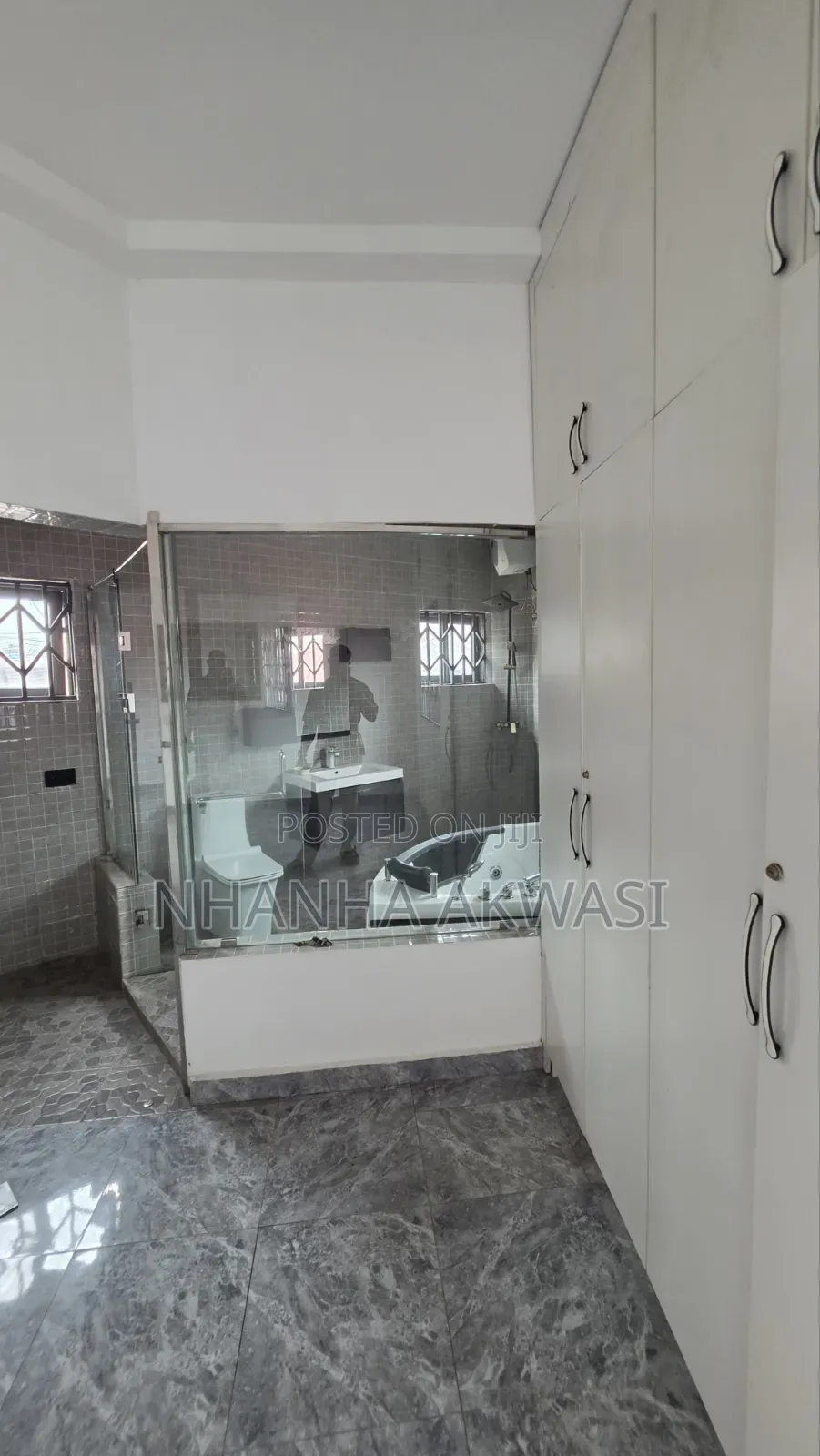 5bdrm House in Spintex Costa, Sakumono for rent