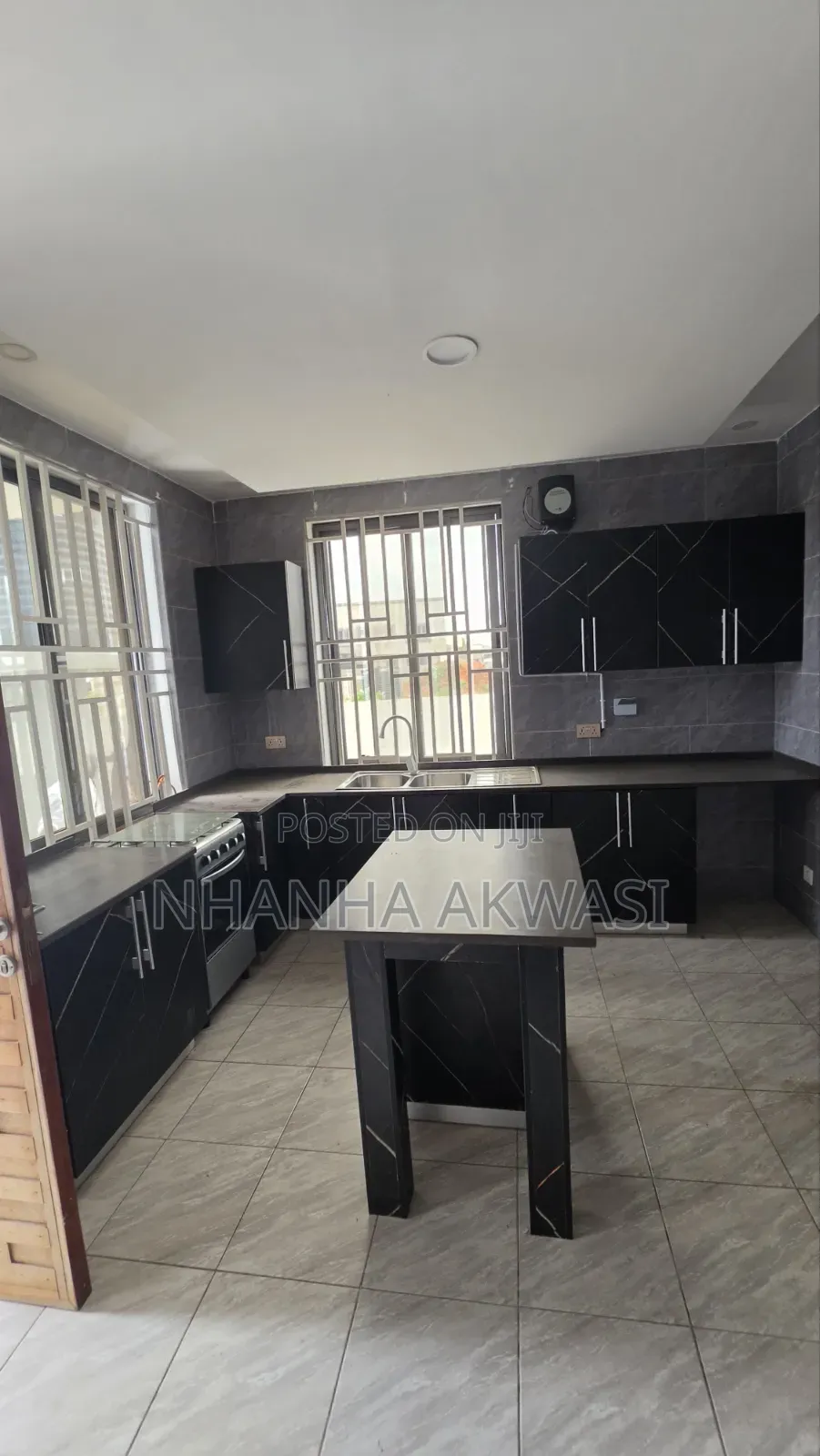 4bdrm House in Lashibi Mf, Sakumono for rent
