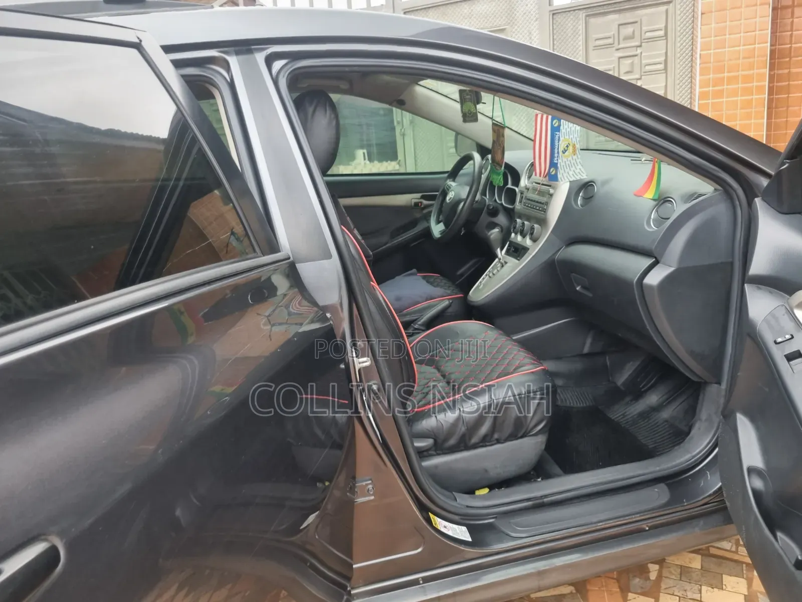 Toyota Matrix 2012 Gray