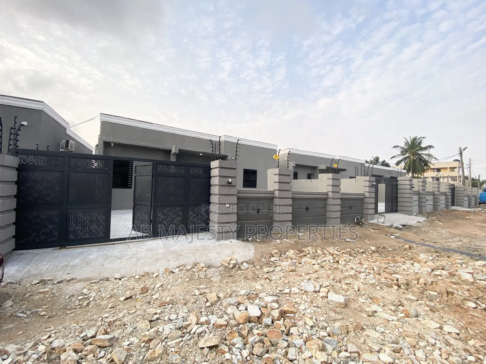 3bdrm House in Ab Majesty, Accra Metropolitan for sale