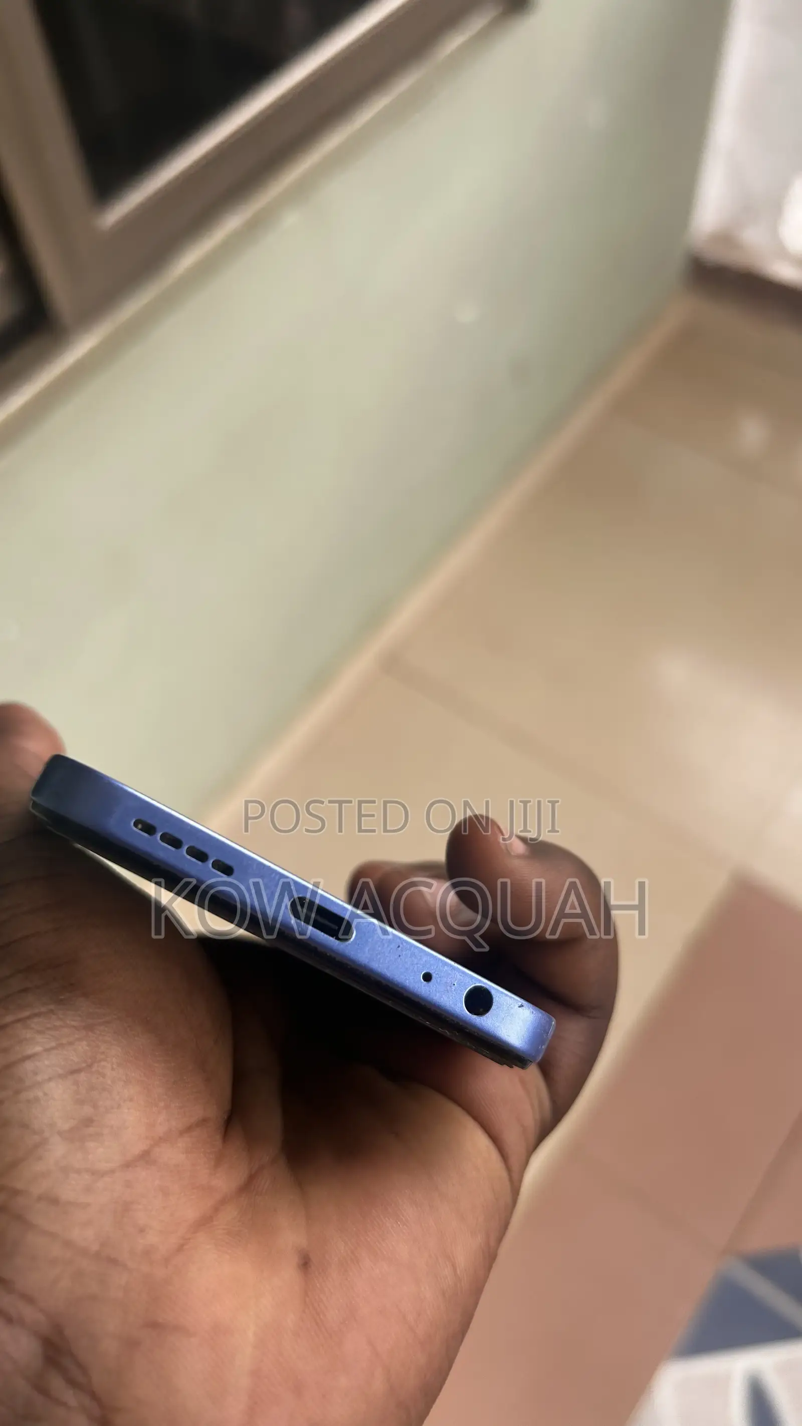 Infinix Hot 60i 128 GB Blue