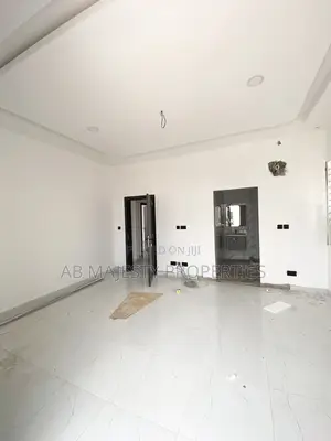 4bdrm House in Accra Metropolitan for sale