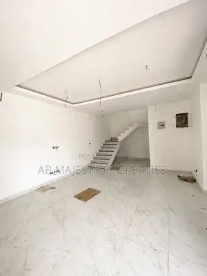 4bdrm House in Accra Metropolitan for sale