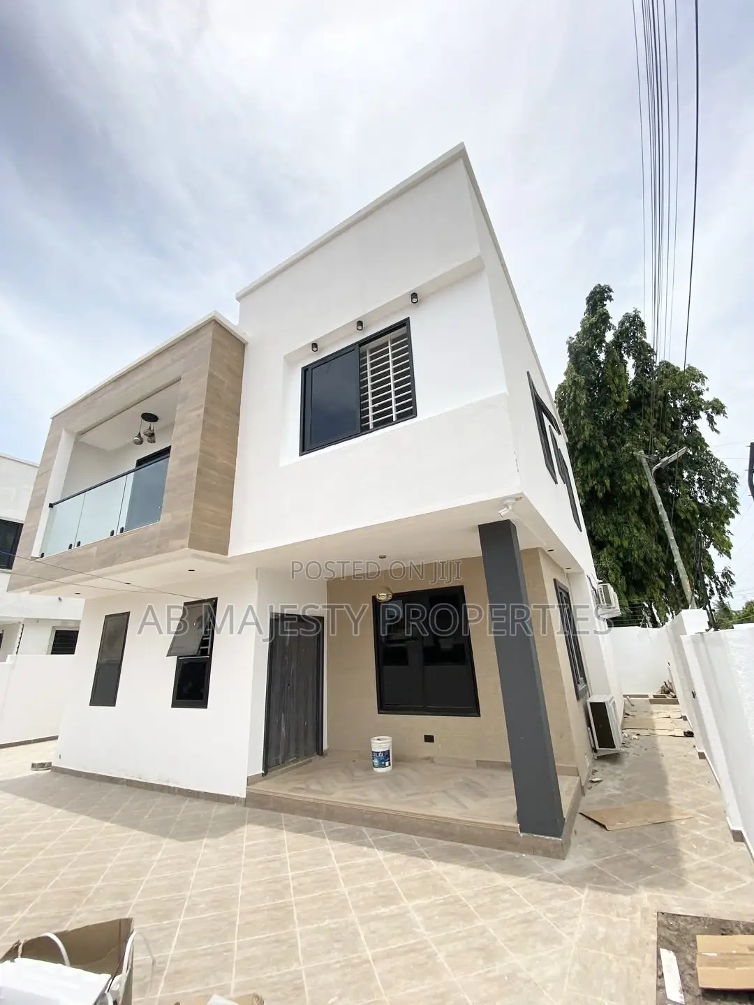 4bdrm House in Accra Metropolitan for sale