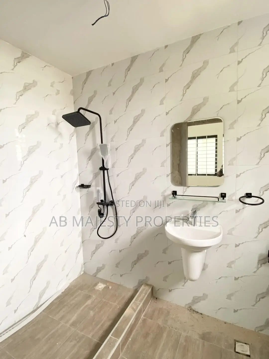 4bdrm House in Accra Metropolitan for sale