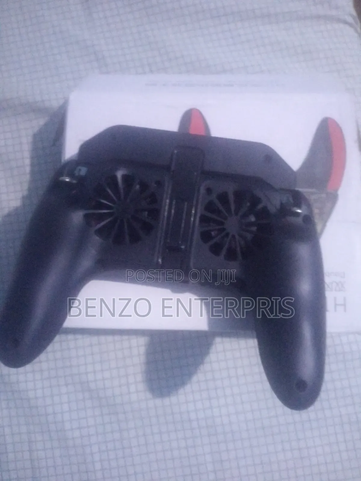 Game Controller With Two Fan(coolers)