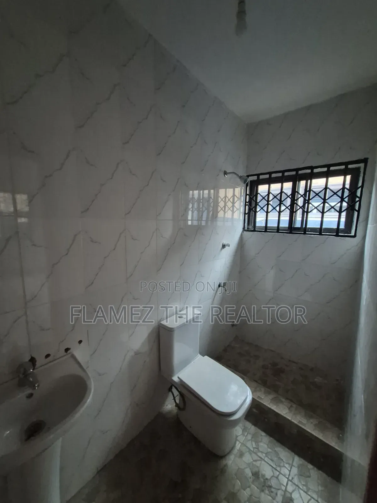 3bdrm House in Franco Estate, Amasaman for rent