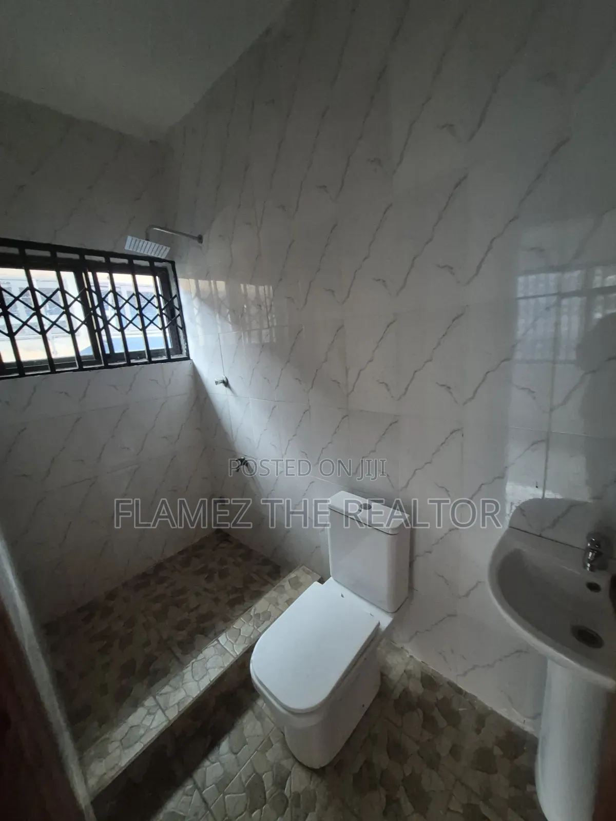 3bdrm House in Franco Estate, Amasaman for rent