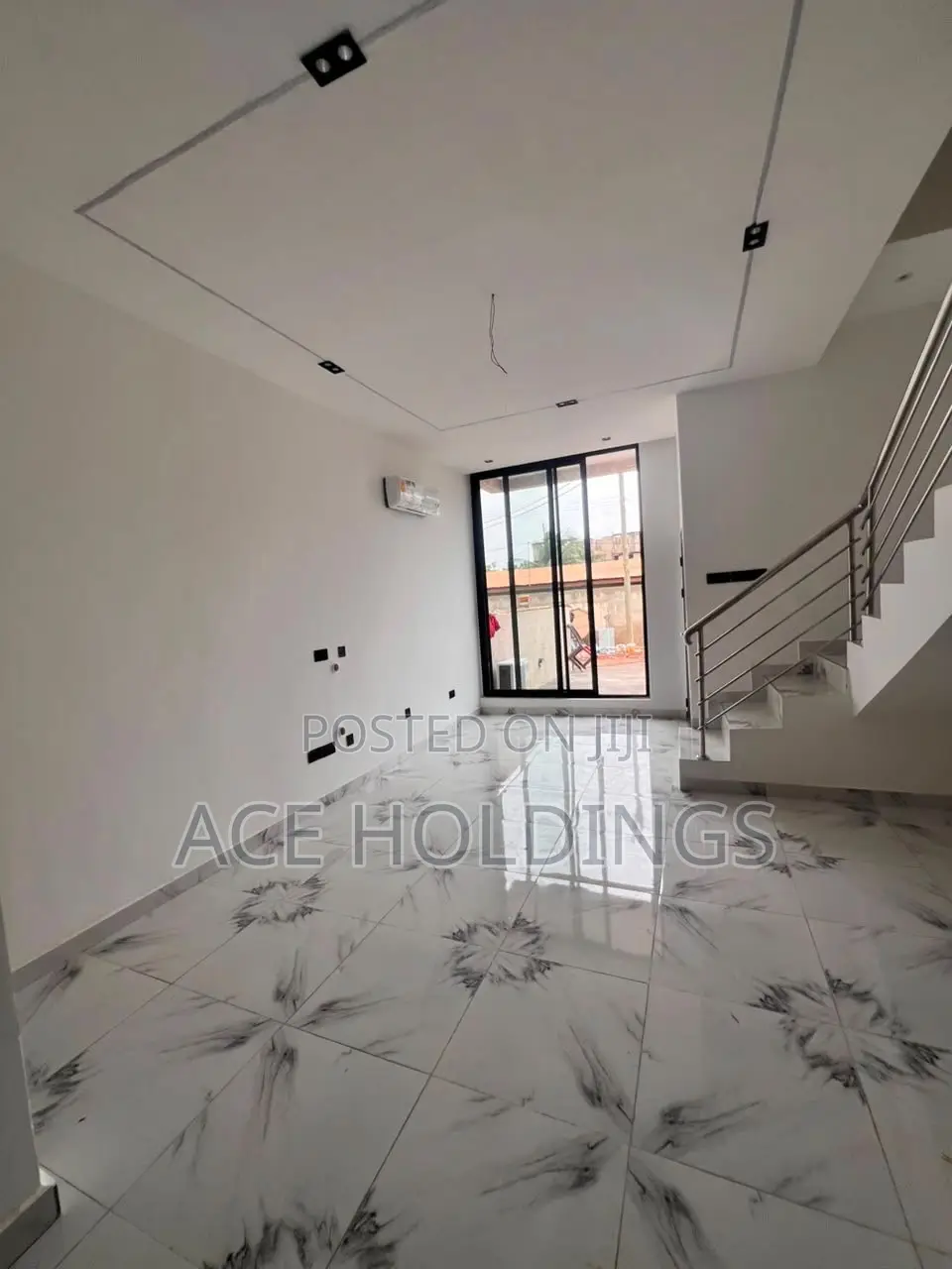 3bdrm Townhouse/Terrace in Ogbojo, East Legon for sale
