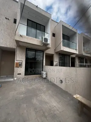 3bdrm Townhouse/Terrace in Ogbojo, East Legon for sale
