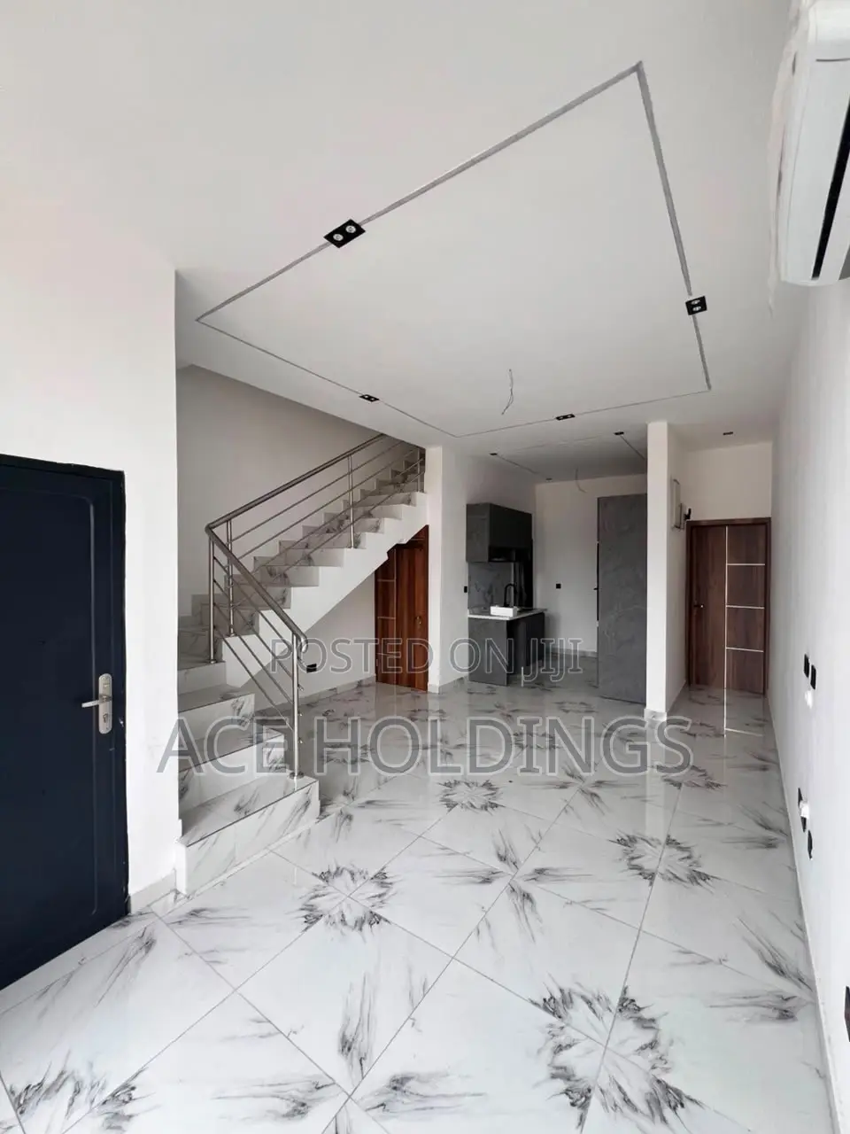 3bdrm Townhouse/Terrace in Ogbojo, East Legon for sale