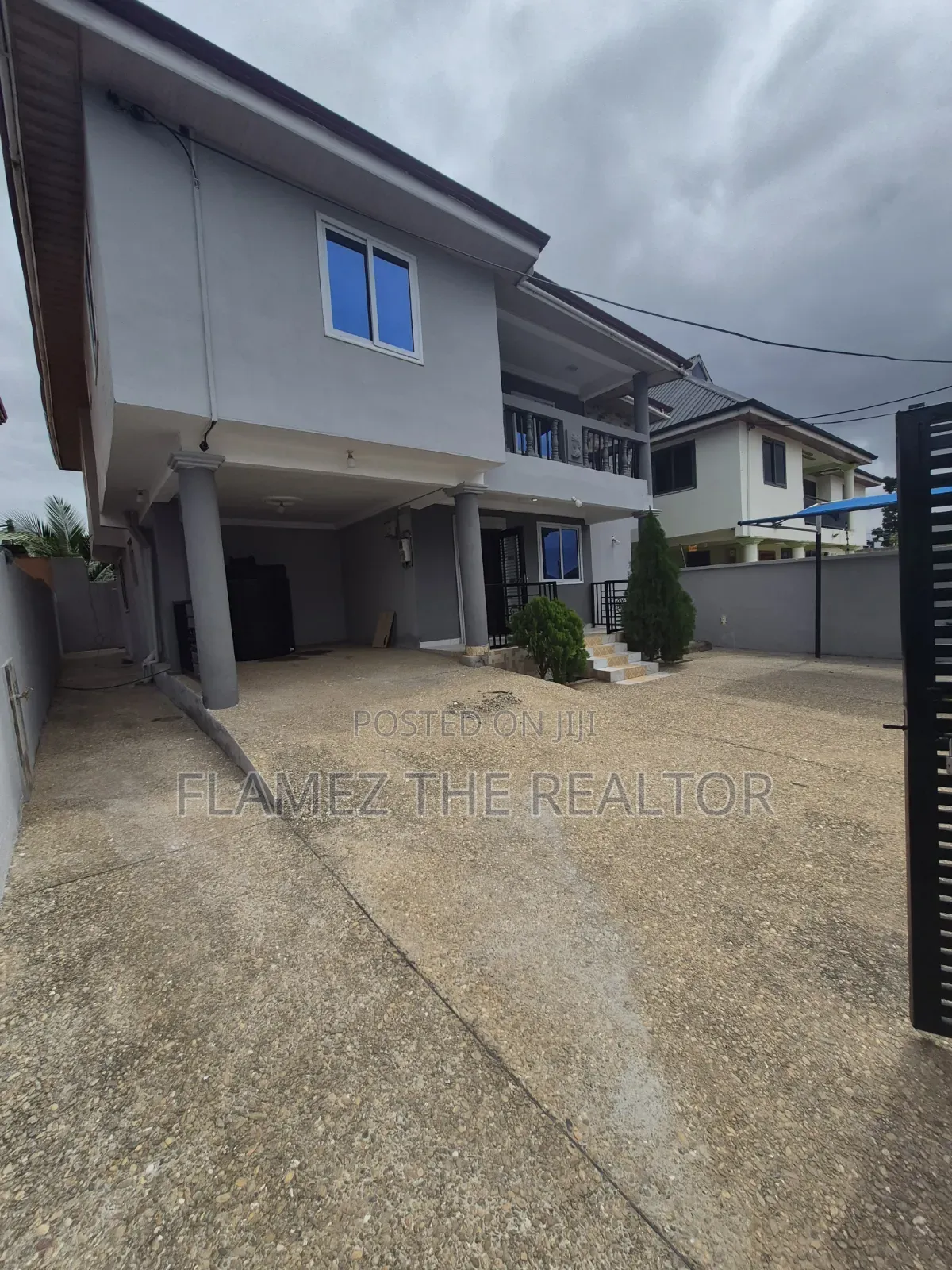 5bdrm House in Stadium Junction, Amasaman for rent