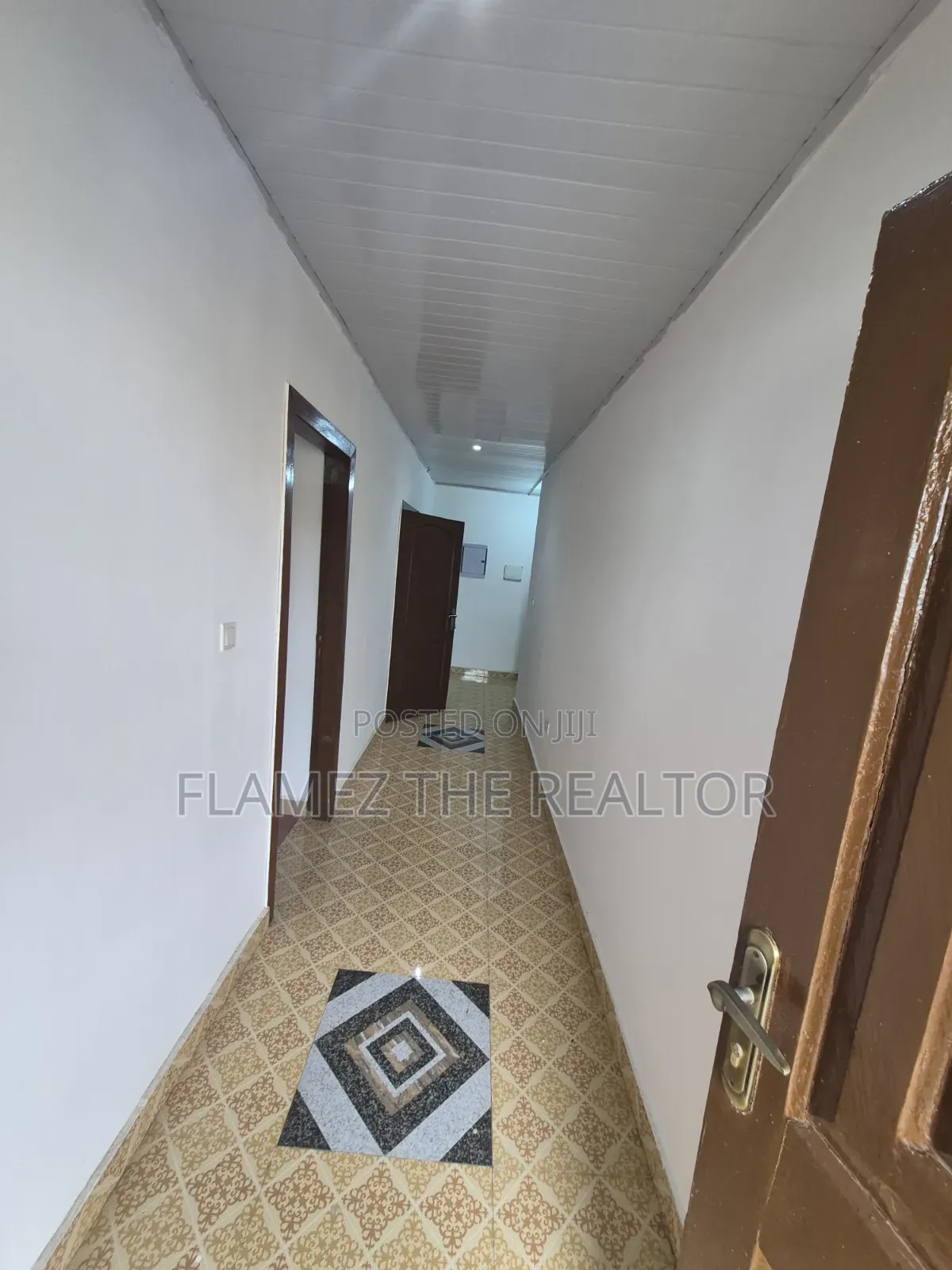 5bdrm House in Stadium Junction, Amasaman for rent