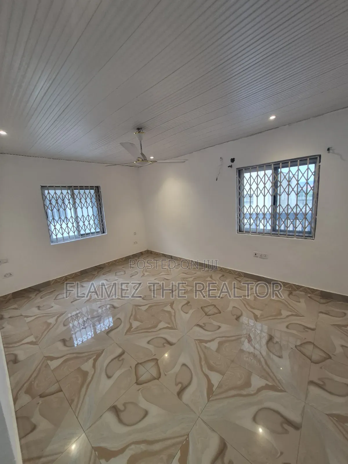 5bdrm House in Stadium Junction, Amasaman for rent