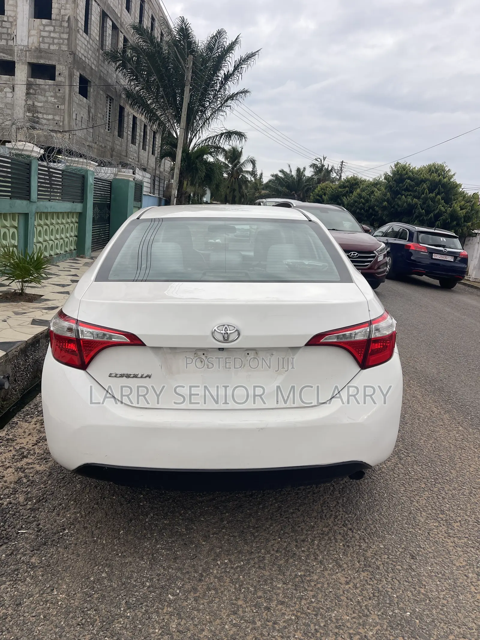 Toyota Corolla LE Eco Plus 4dr Sedan (1.8L 4cyl CVT) 2016 White