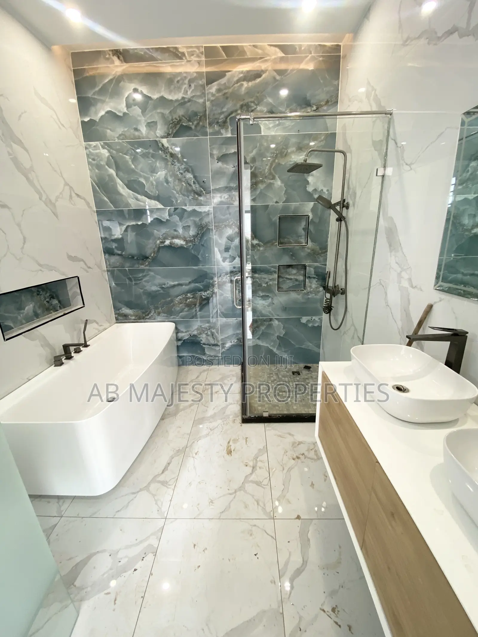 4bdrm House in Ab Majesty, Accra Metropolitan for sale