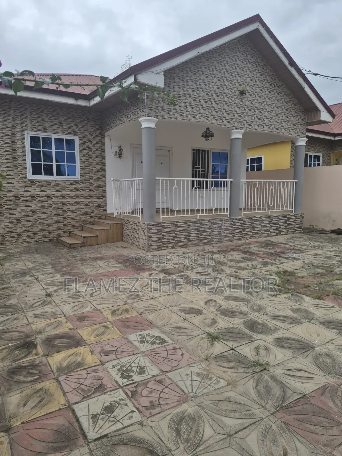 3bdrm House in Wachid Estate Area, Amasaman for rent