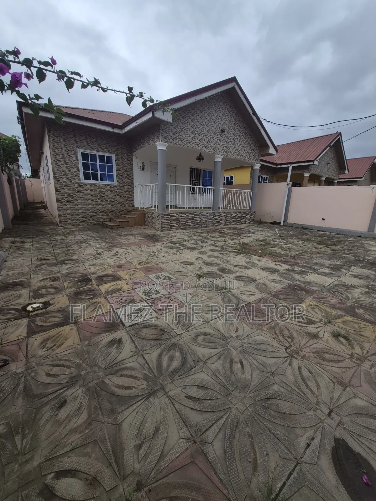 3bdrm House in Wachid Estate Area, Amasaman for rent