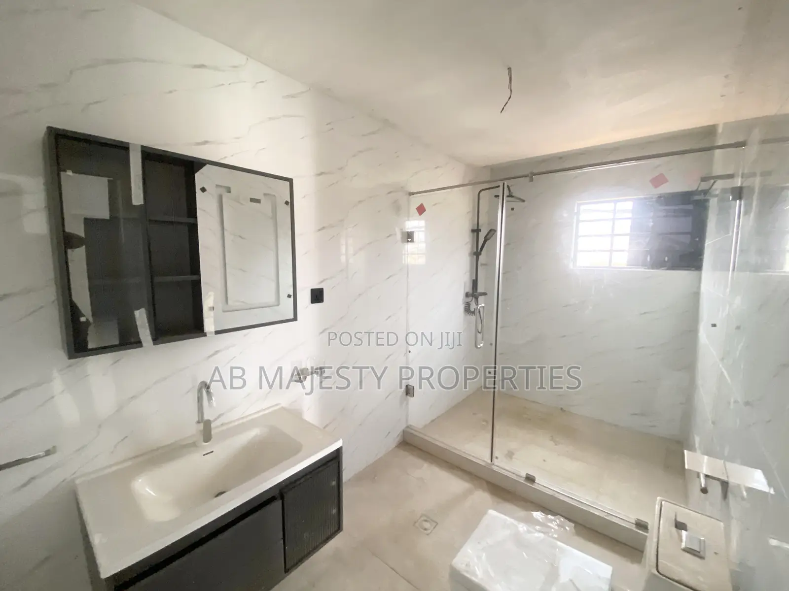 4bdrm House in Ab Majesty, Accra Metropolitan for sale