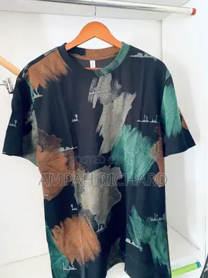 Round Neck