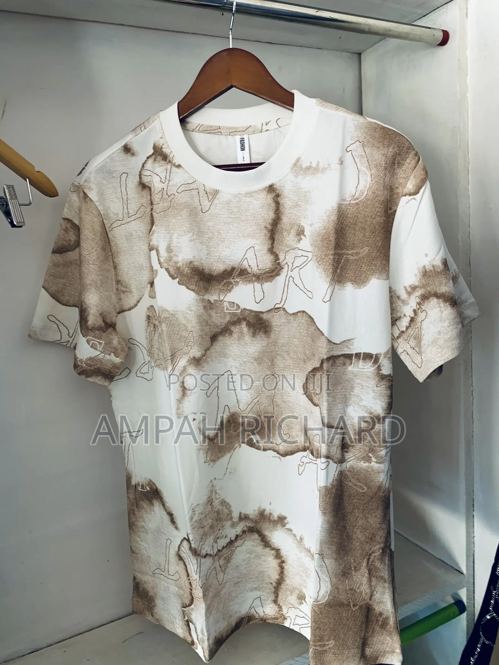 Round Neck