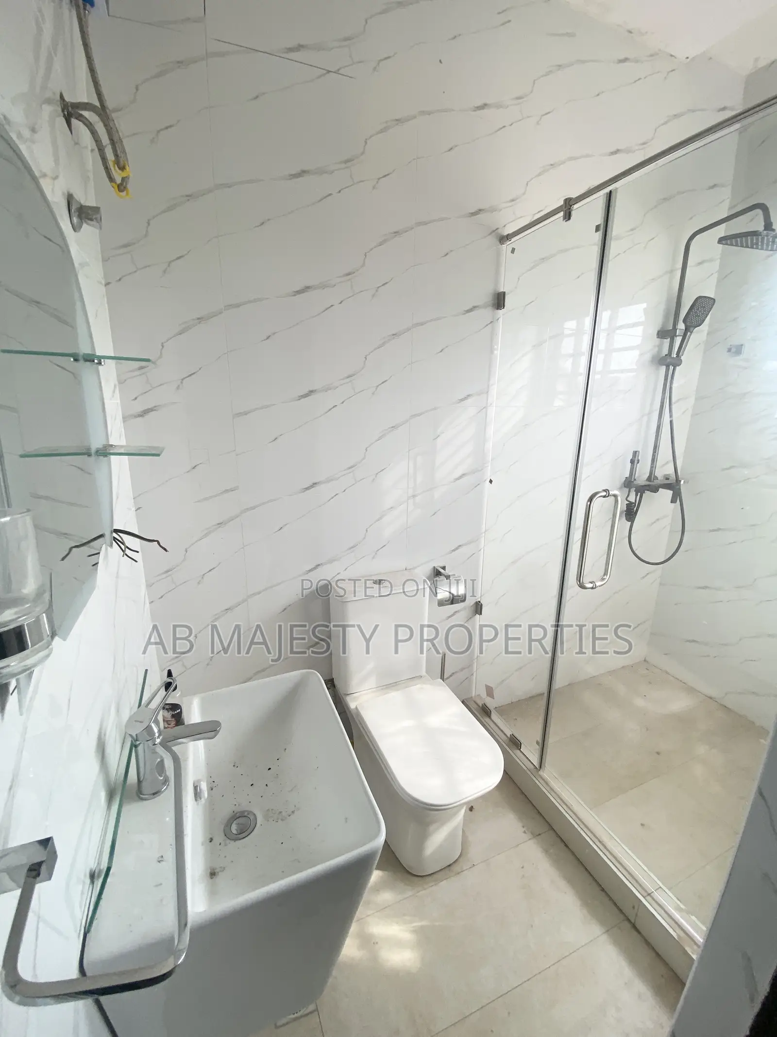 4bdrm House in Ab Majesty, Accra Metropolitan for sale