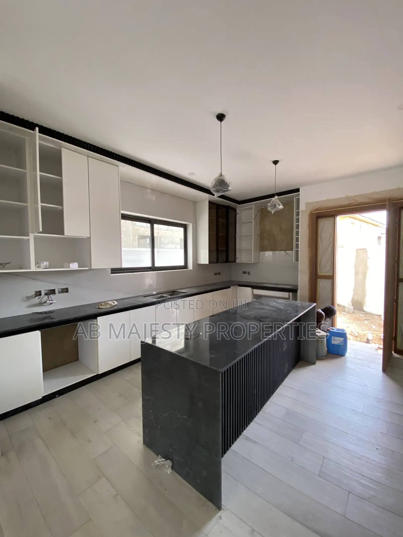 3bdrm House in Ab Majesty, Accra Metropolitan for sale