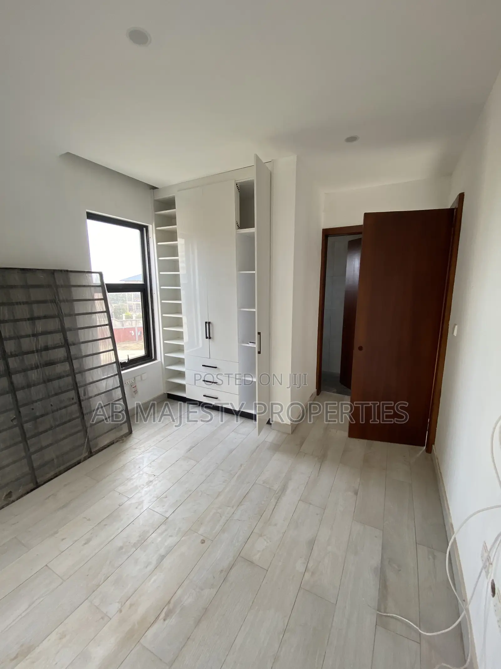 3bdrm House in Ab Majesty, Accra Metropolitan for sale