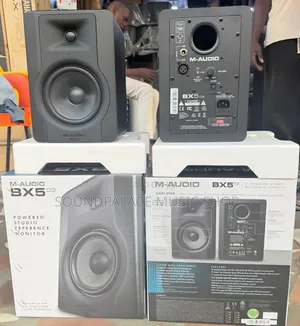 M-Audio BX5 D3 5-Inch Powered Studio Monitor