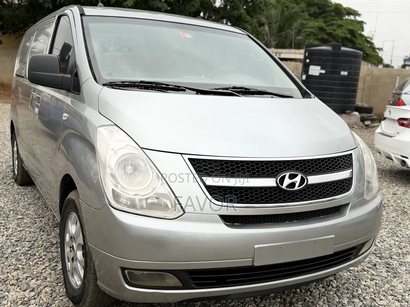 Hyundai Starex 2012 Silver