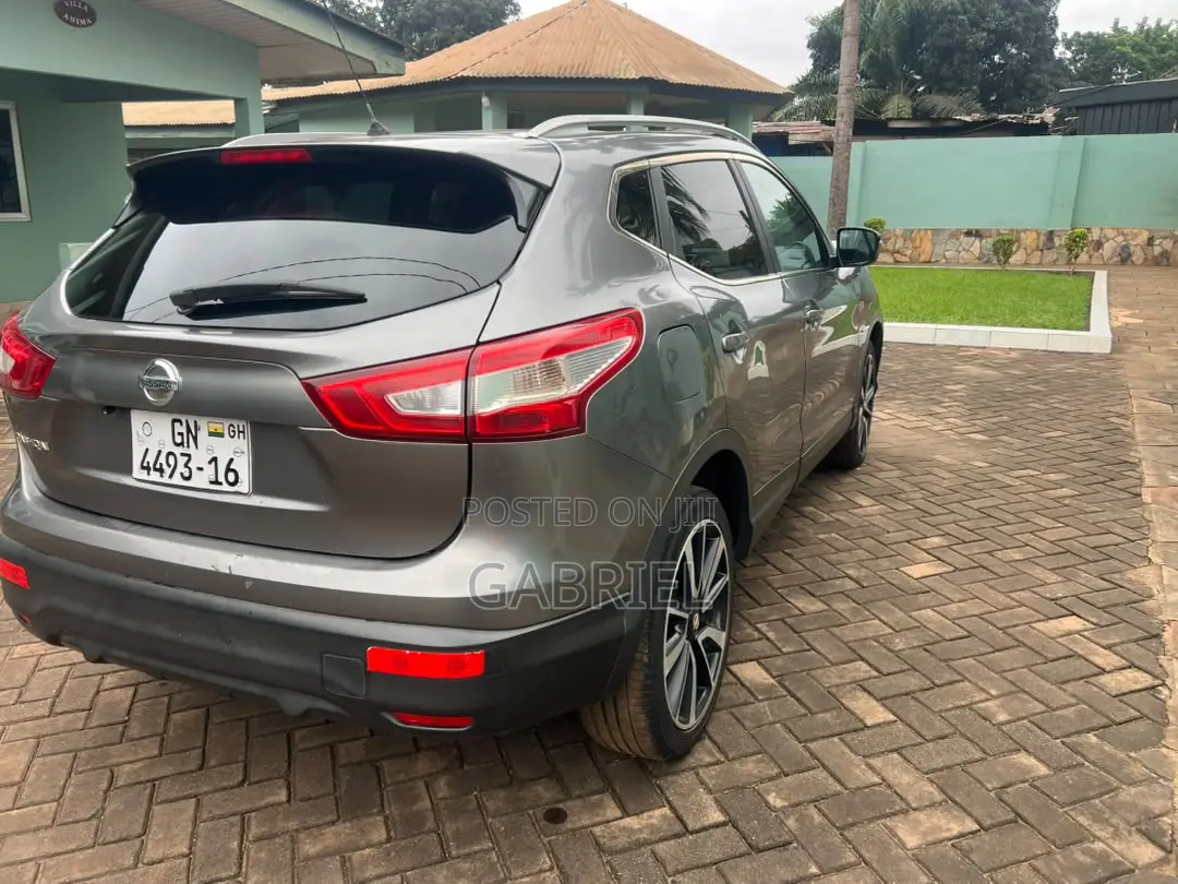 Nissan Qashqai 2016 Gray
