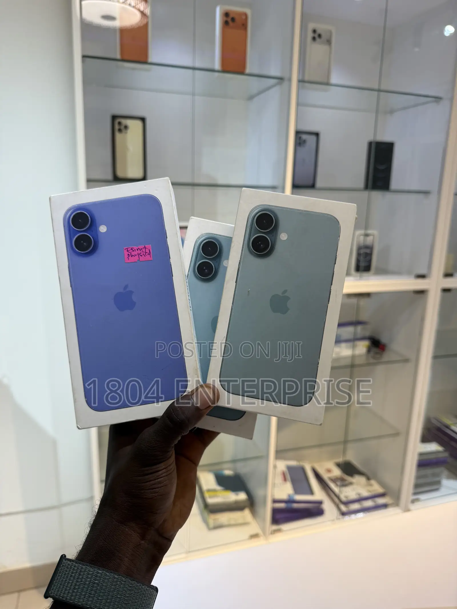 New Apple iPhone 16 128 GB Blue