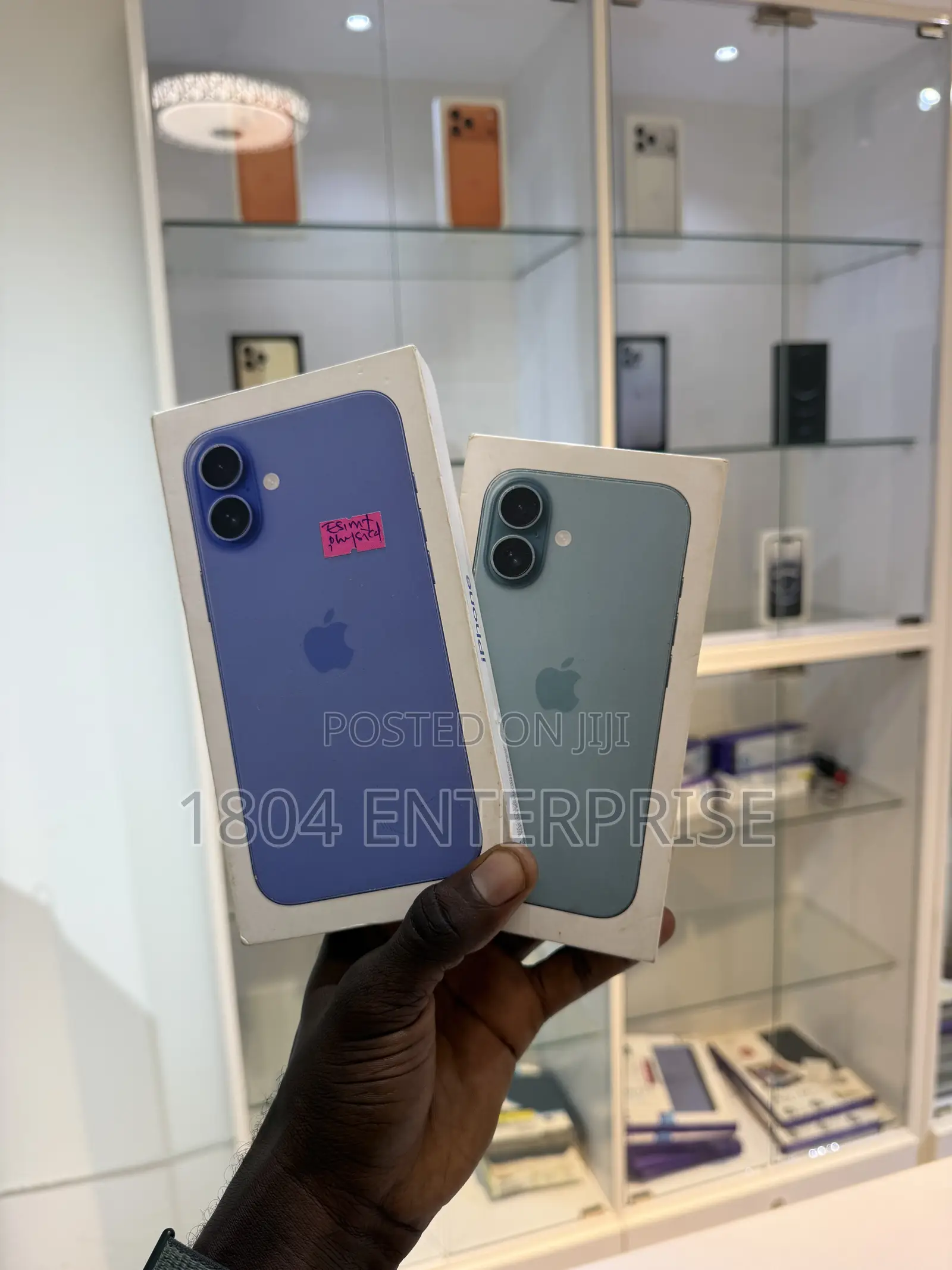 New Apple iPhone 16 128 GB Blue
