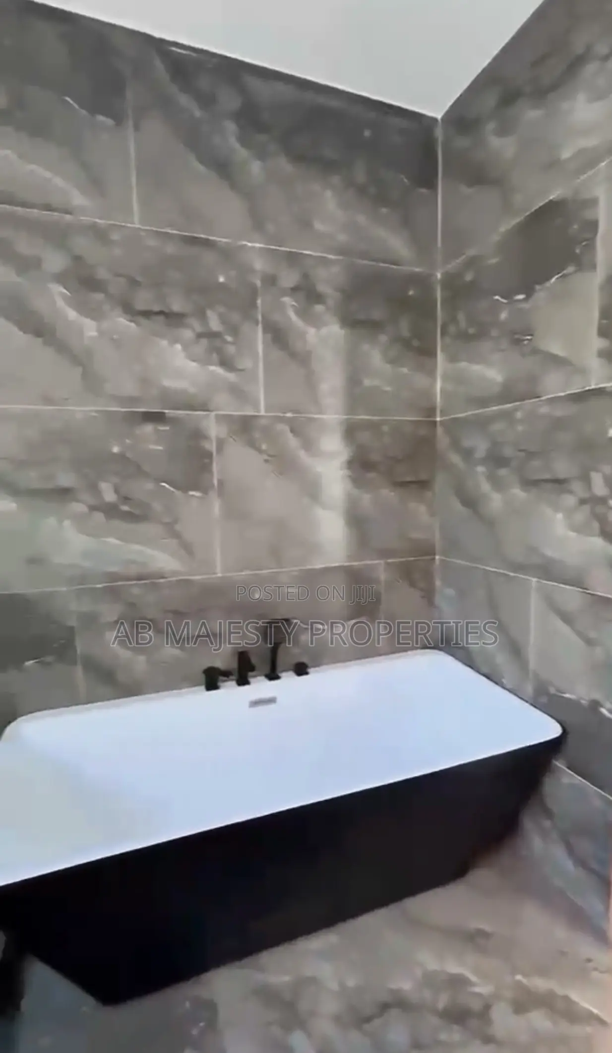 4bdrm House in Ab Majesty, Accra Metropolitan for sale