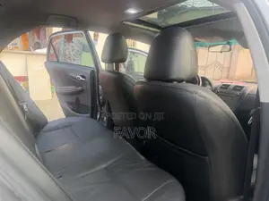 Toyota Corolla LE 4dr Sedan (1.8L 4cyl 4A) 2010 Silver