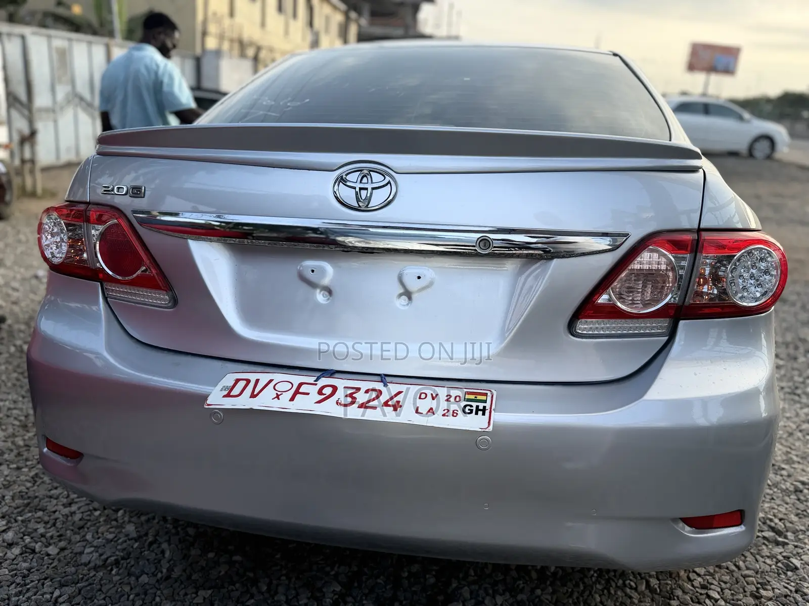 Toyota Corolla LE 4dr Sedan (1.8L 4cyl 4A) 2010 Silver