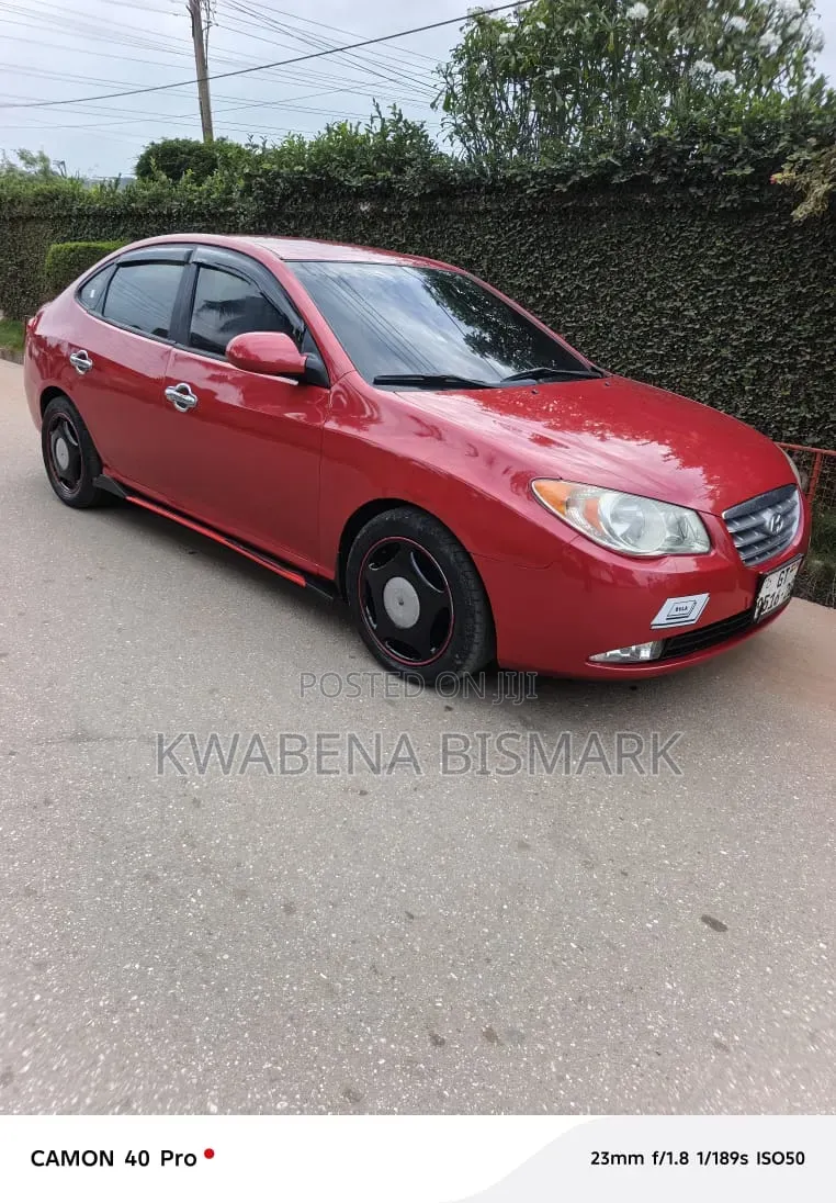 Hyundai Elantra 2009 Red