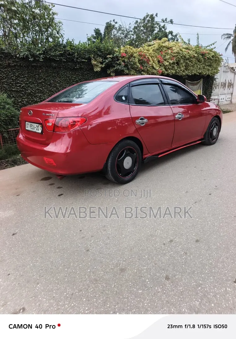 Hyundai Elantra 2009 Red