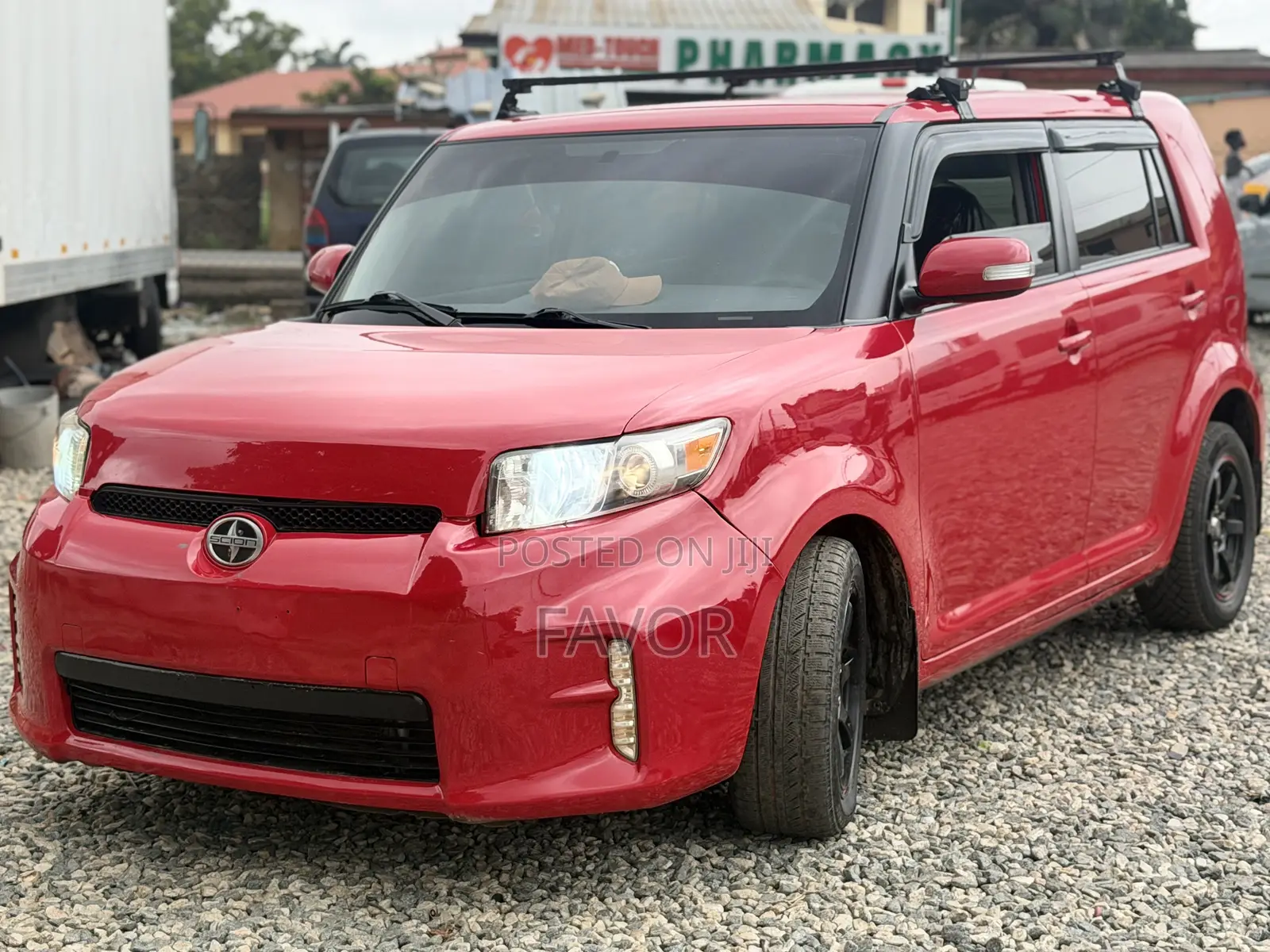 Toyota Spade 2013 Red