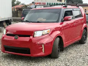 Toyota Spade 2013 Red