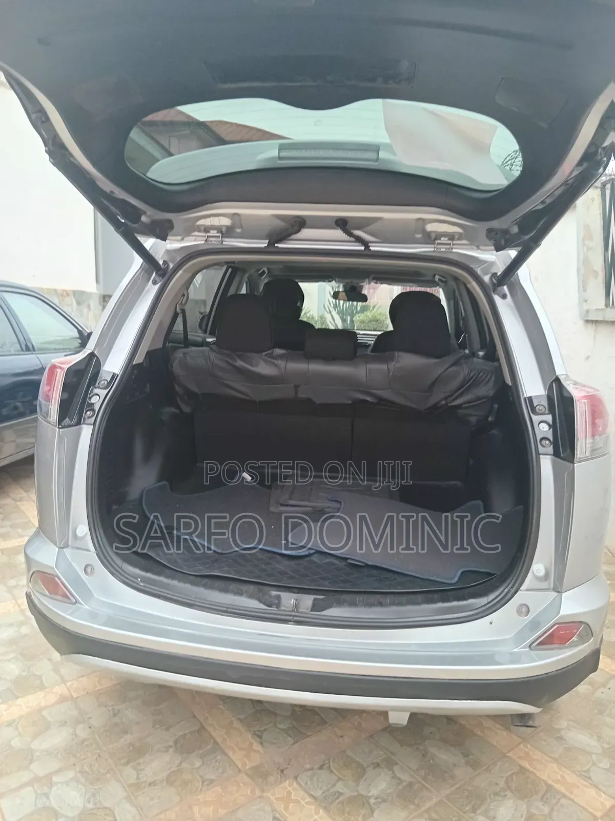 Toyota RAV4 2017 Gray
