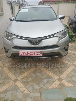 Toyota RAV4 2017 Gray