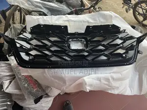 Honda CR-V 2023 to 2025  Hybrid Top Grille/ Shells.