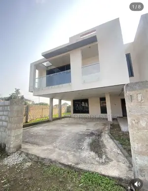 4bdrm House in Ab Majesty, Accra Metropolitan for sale
