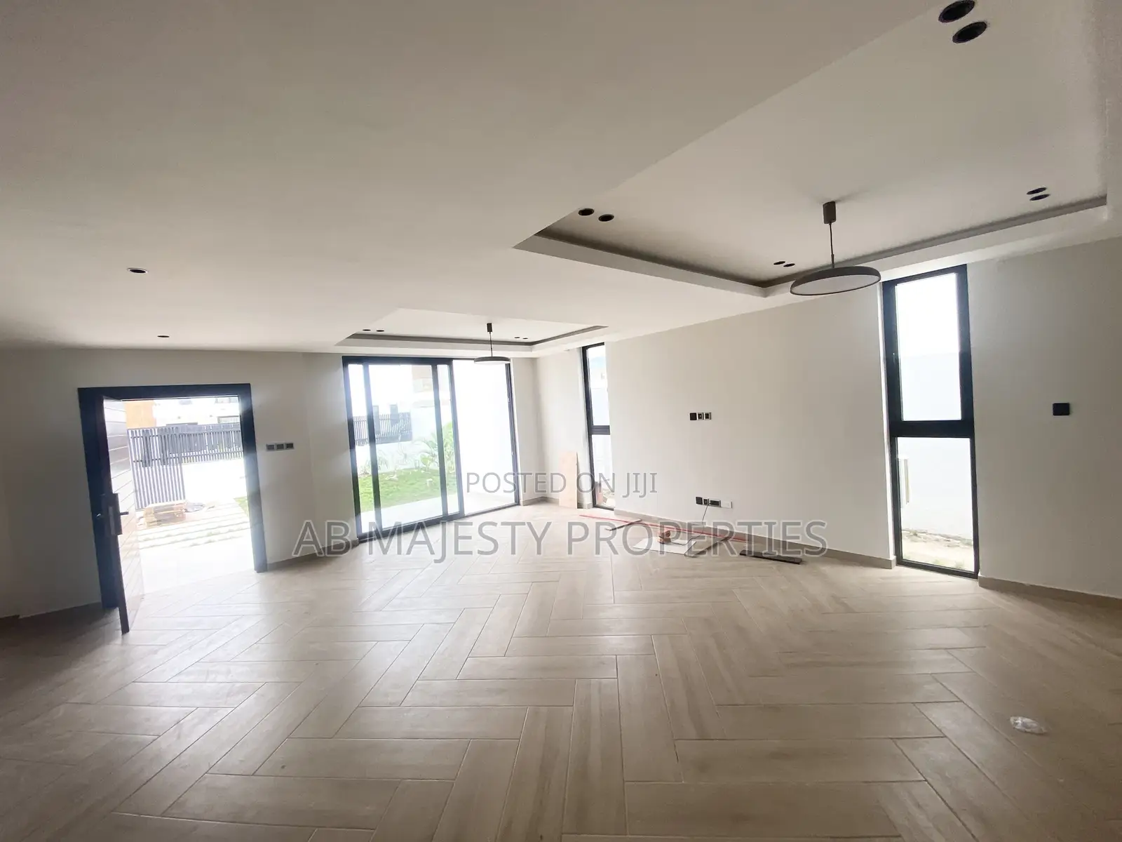 4bdrm House in Ab Majesty, Airport Residential Area for sale