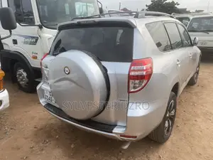 Toyota RAV4 2012 Silver
