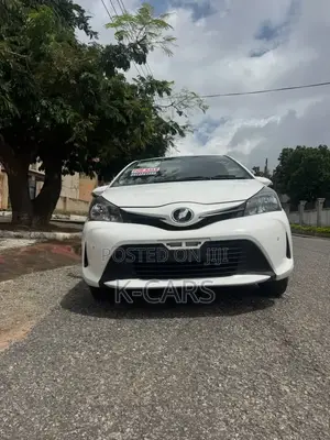 Toyota Vitz 2014 White